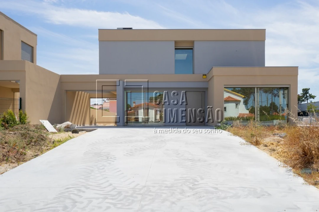 Moradia T4 para Venda em Charneca de Caparica e Sobreda Foto 72