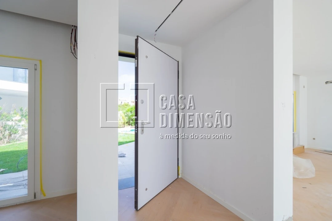 Moradia T4 para Venda em Charneca de Caparica e Sobreda Foto 2