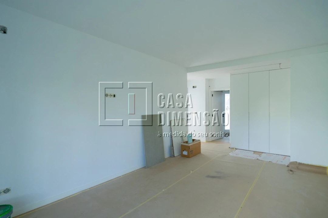 Moradia T4 para Venda em Charneca de Caparica e Sobreda Foto 23