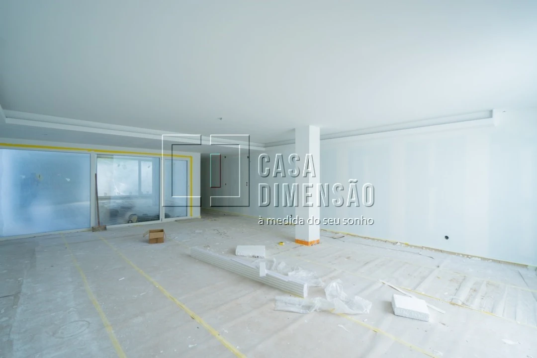 Moradia T4 para Venda em Charneca de Caparica e Sobreda Foto 32