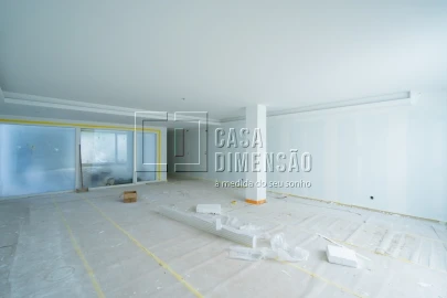 Moradia T4 para Venda em Charneca de Caparica e Sobreda
