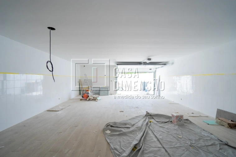 Moradia T4 para Venda em Charneca de Caparica e Sobreda Foto 36
