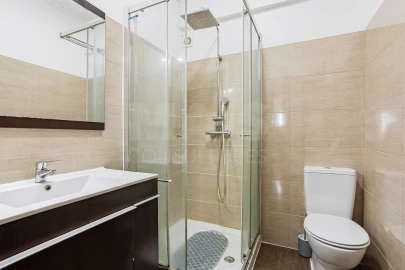 Apartamento T2 para Venda em Sacavém e Prior Velho