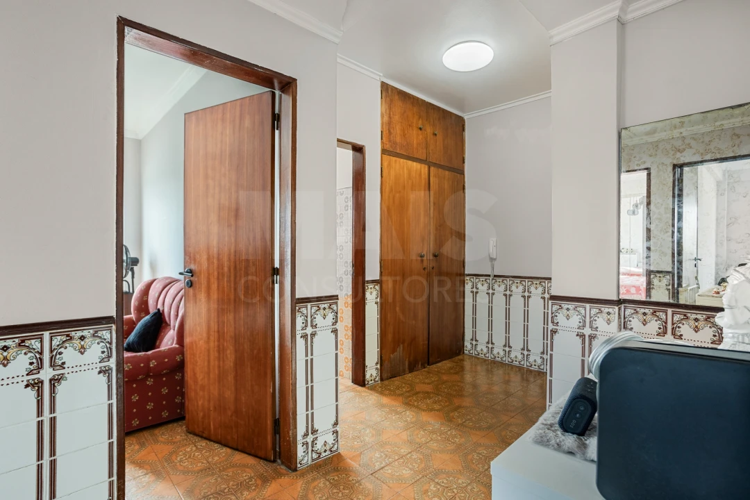 Apartamento T2 para Venda em Sacavém e Prior Velho Foto 11