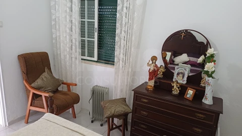 Moradia T4 para Venda em Cadaval e Pêro Moniz