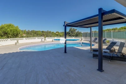 Moradia T3 para Venda em Lagoa e Carvoeiro