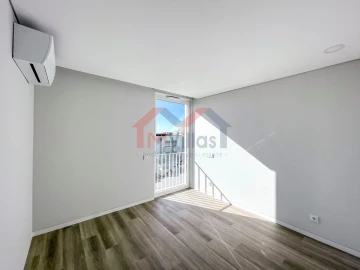 Apartamento T2 para Venda em Almancil