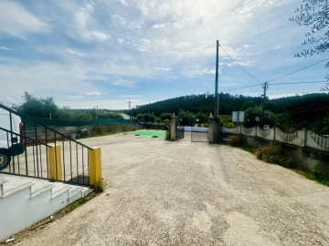 Moradia T5 para Venda em São Facundo e Vale das Mós