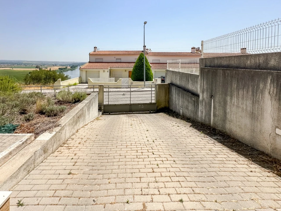Moradia T4 para Venda em Abrantes (São Vicente e São João) e Alferrarede Foto 20