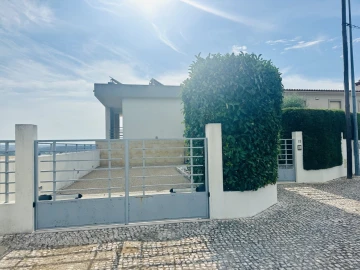 Moradia T4 para Venda em Abrantes (São Vicente e São João) e Alferrarede