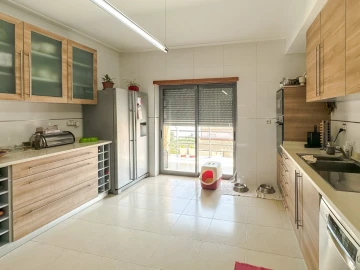 Moradia T4 para Venda em Abrantes (São Vicente e São João) e Alferrarede