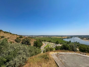 Moradia T4 para Venda em Abrantes (São Vicente e São João) e Alferrarede