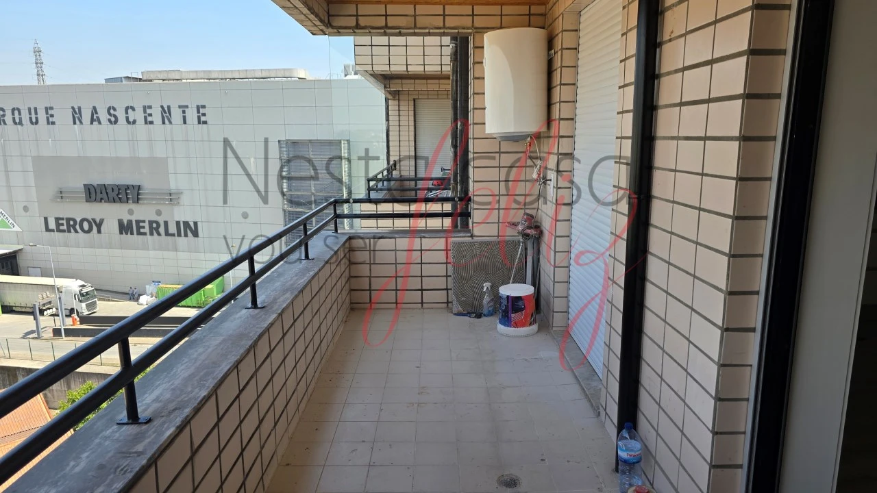 Apartamento T1 para Venda em Rio Tinto Foto 8