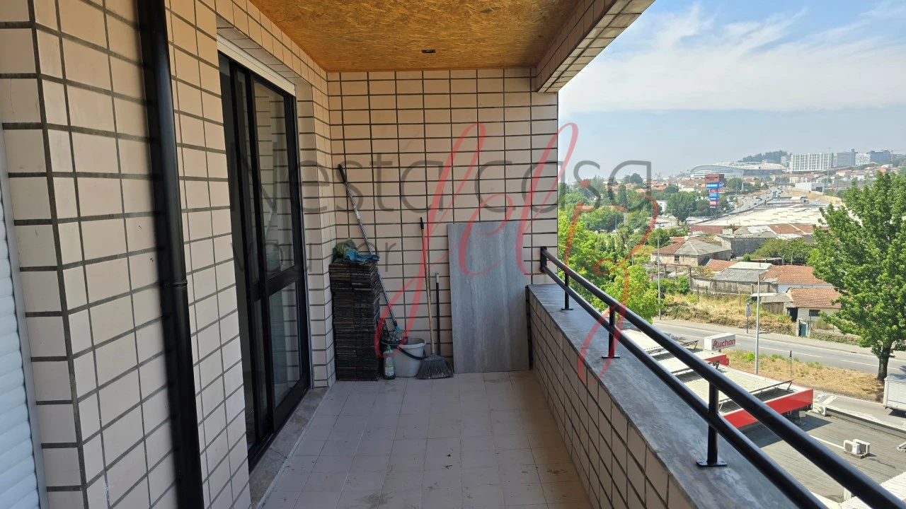 Apartamento T1 para Venda em Rio Tinto Foto 9