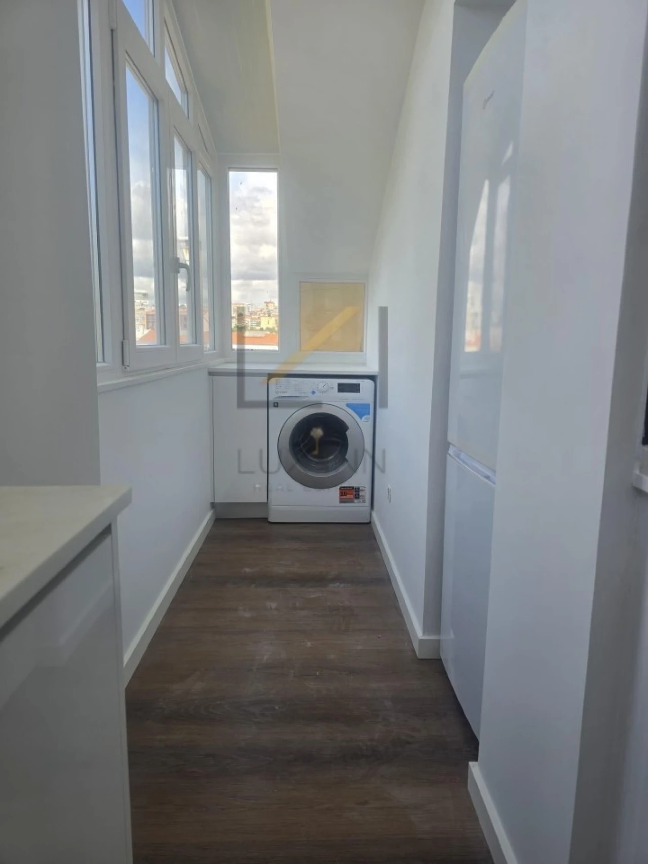 Apartamento T2 para Venda em Venteira Foto 6