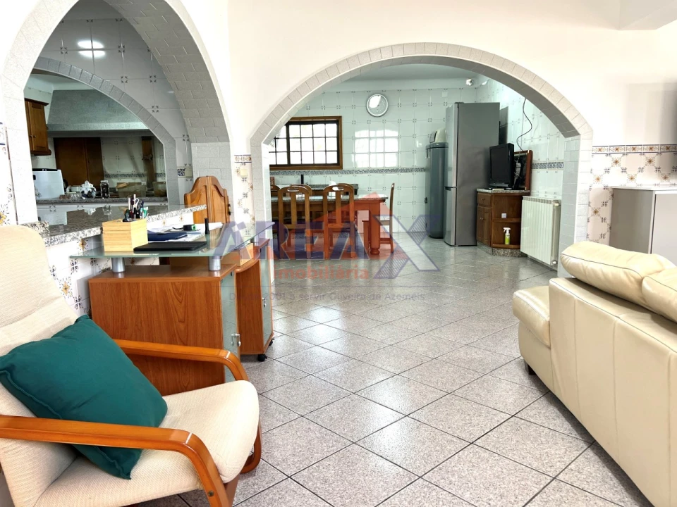 Moradia T2 para Venda em Vila de Cucujães Foto 18