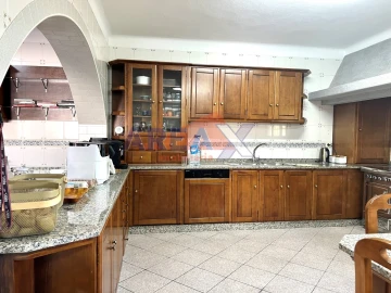 Moradia T2 para Venda em Vila de Cucujães