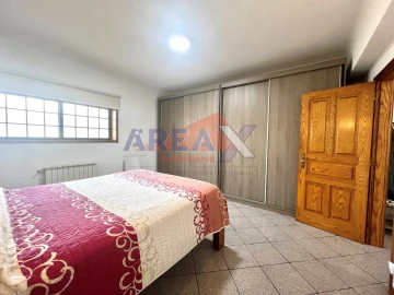 Moradia T2 para Venda em Vila de Cucujães