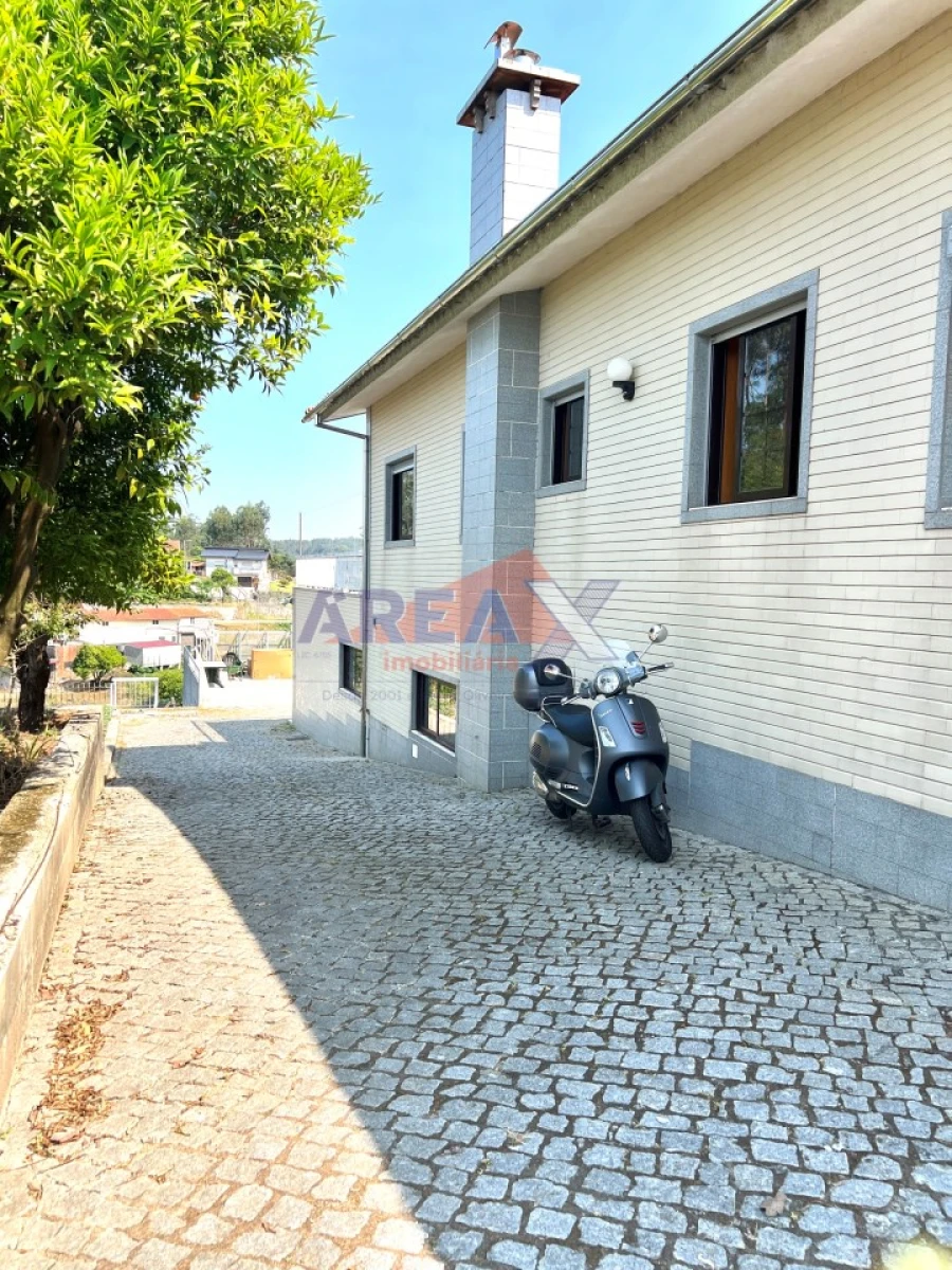 Moradia T2 para Venda em Vila de Cucujães Foto 4