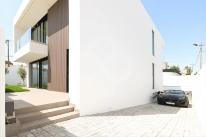 Moradia T4 para Venda em Alcabideche