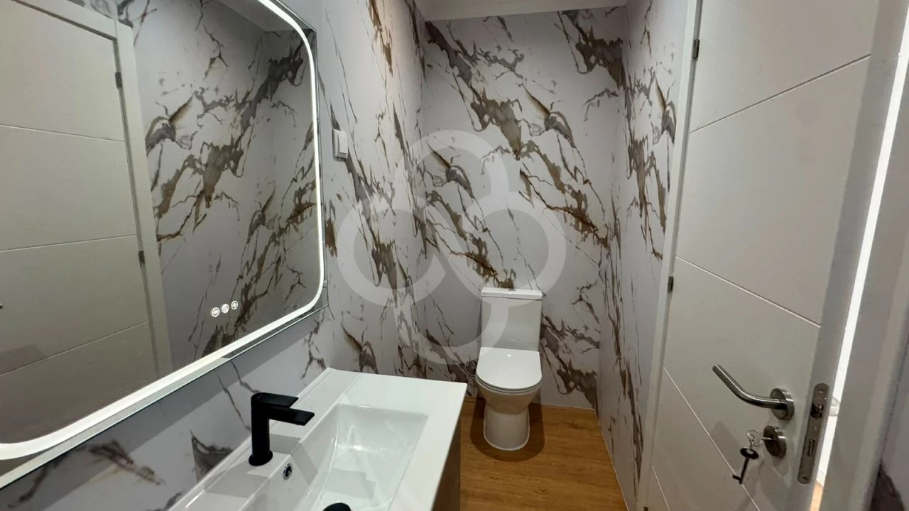 Apartamento T2 para Venda em Santa Maria e São Miguel, São Martinho, São Pedro Penaferrim Foto 4