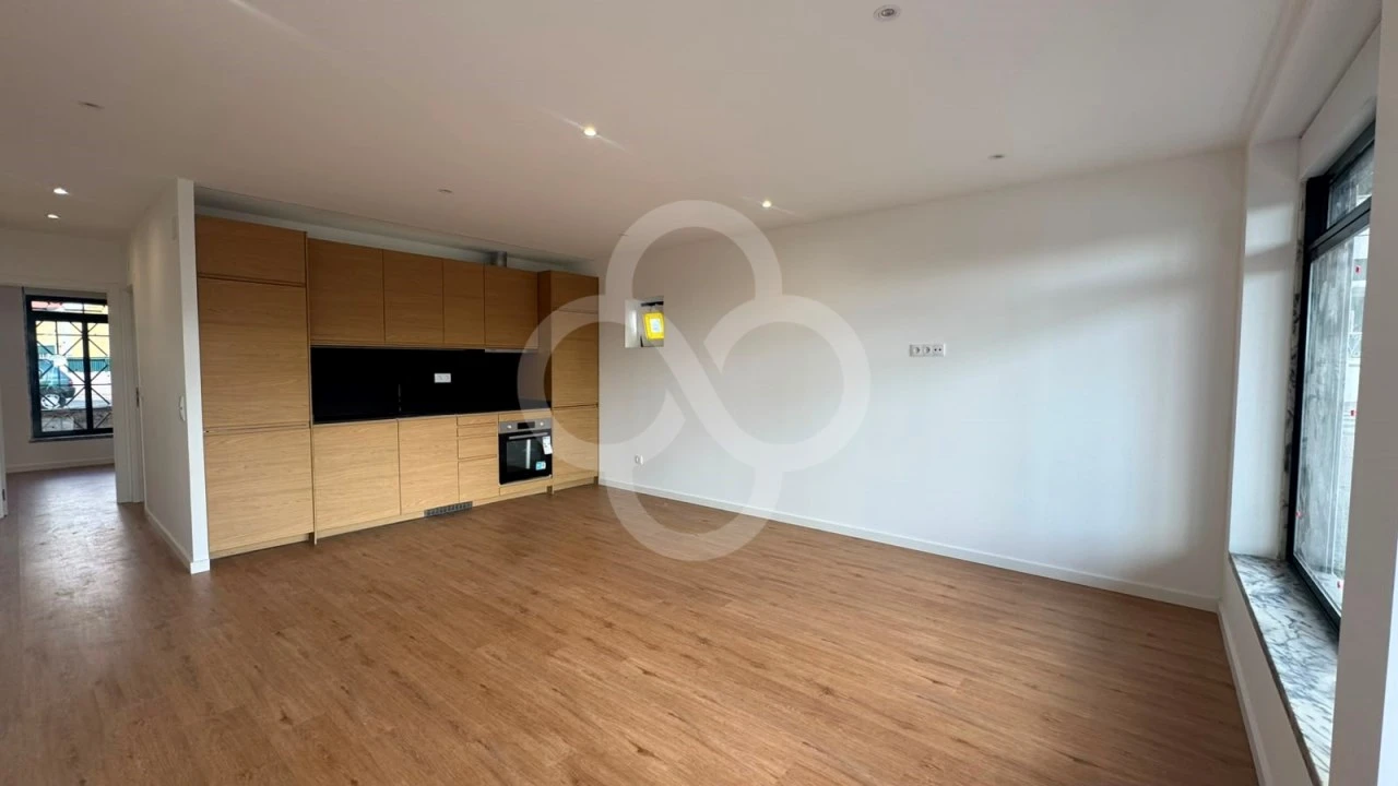 Apartamento T2 para Venda em Santa Maria e São Miguel, São Martinho, São Pedro Penaferrim Foto 12