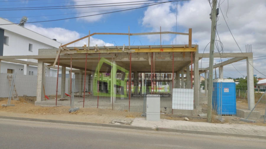 Moradia T1 para Venda em Fernao Ferro