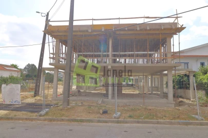 Moradia T3 para Venda em Fernao Ferro
