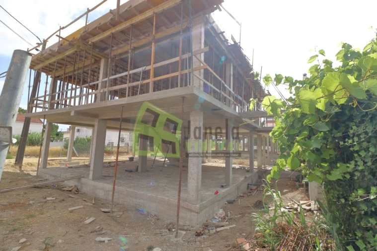 Moradia T3 para Venda em Fernao Ferro Foto 3