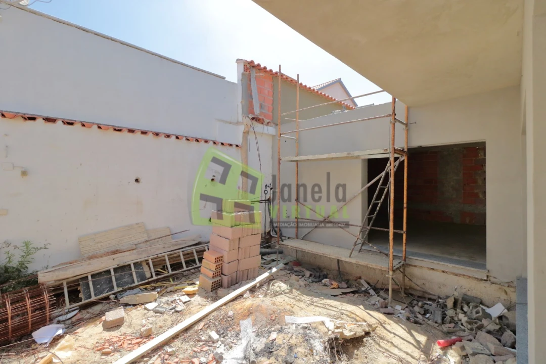 Moradia T3 para Venda em Fernao Ferro Foto 14