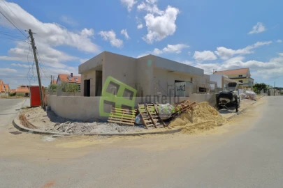 Moradia T3 para Venda em Fernao Ferro