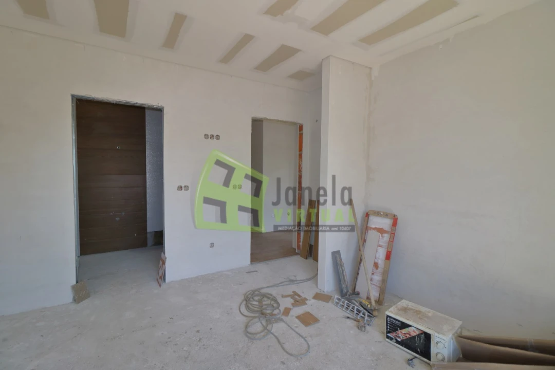 Moradia T3 para Venda em Fernao Ferro Foto 13