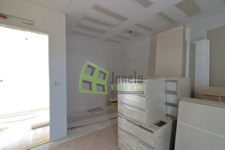 Moradia T3 para Venda em Fernao Ferro Foto 5