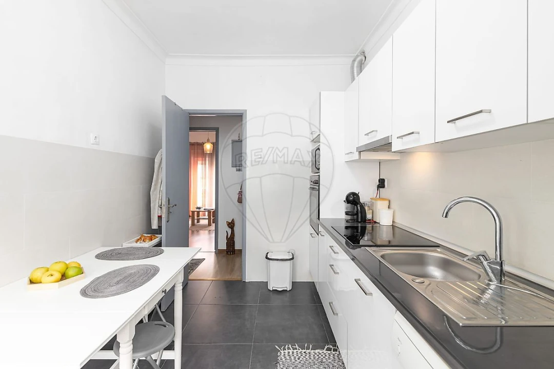 Apartamento T2 para Venda em Castanheira do Ribatejo e Cachoeiras Foto 5
