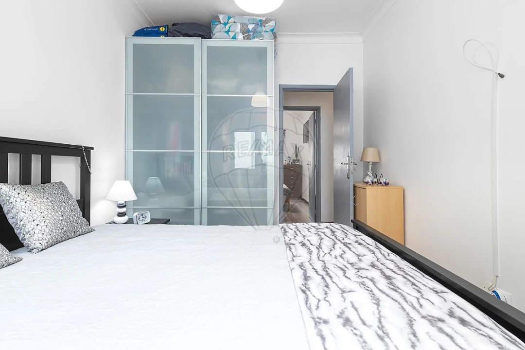 Apartamento T2 para Venda em Castanheira do Ribatejo e Cachoeiras Foto 1
