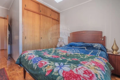 Apartamento T3 para Venda em Vilar de Andorinho
