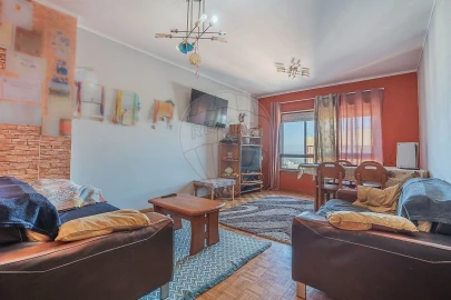 Apartamento T3 para Venda em Vilar de Andorinho