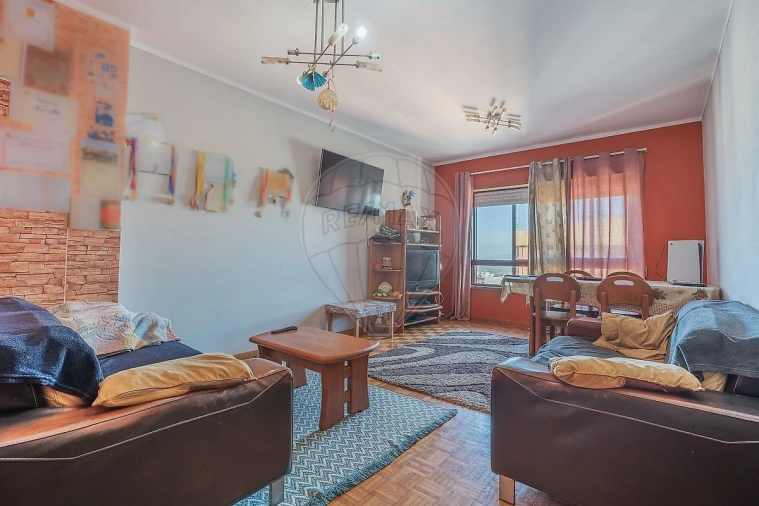 Apartamento T3 para Venda em Vilar de Andorinho Foto 19