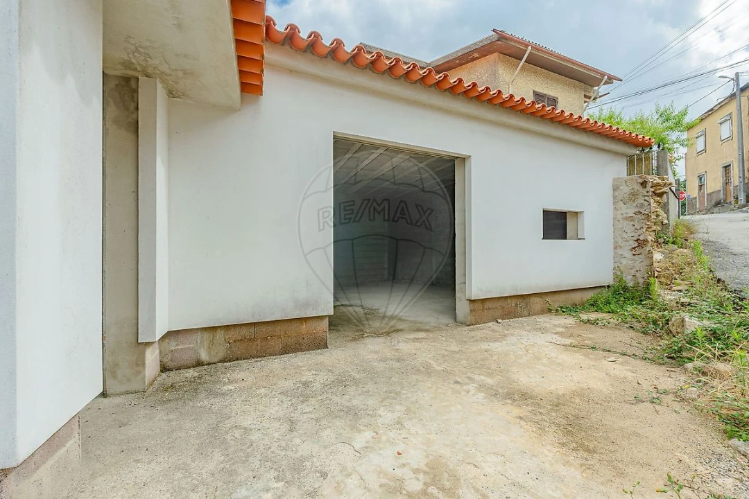 Moradia T2 para Venda em Lobão, Gião, Louredo e Guisande Foto 3