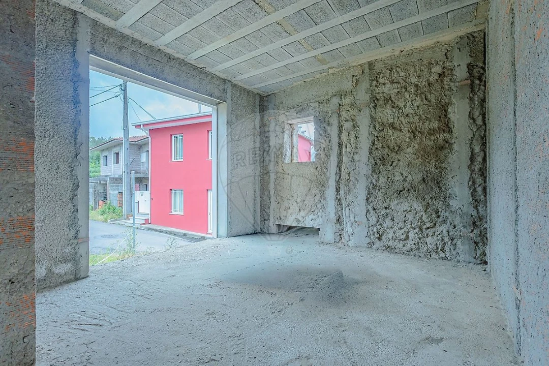 Moradia T2 para Venda em Lobão, Gião, Louredo e Guisande Foto 9