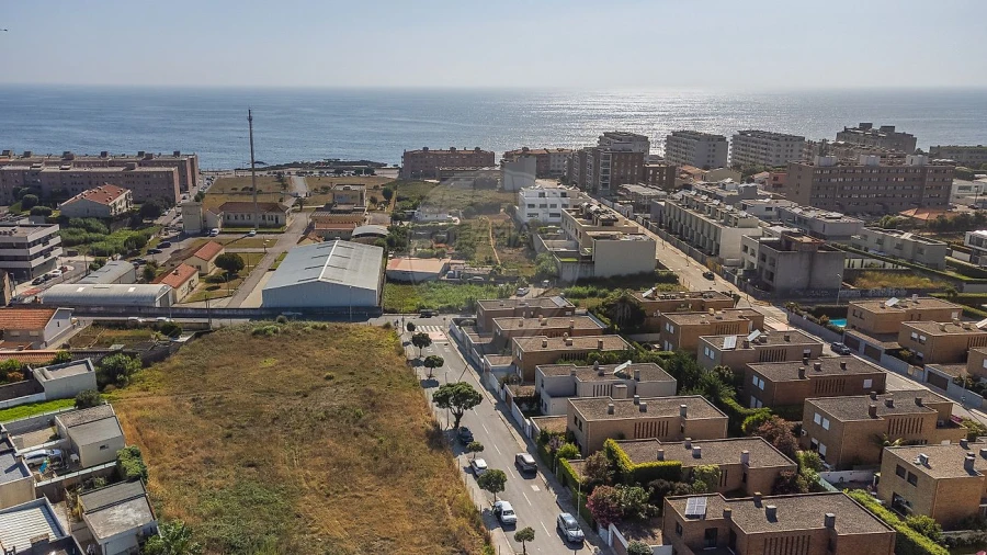 Moradia T5 para Venda em Matosinhos e Leça da Palmeira Foto 48
