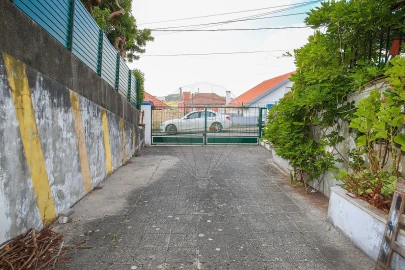 Moradia T2 para Venda em A dos Cunhados e Maceira
