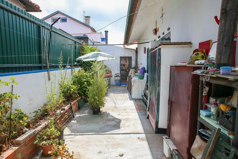 Moradia T2 para Venda em A dos Cunhados e Maceira Foto 8