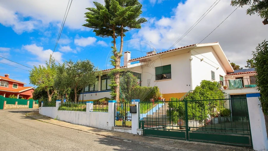 Moradia T2 para Venda em A dos Cunhados e Maceira