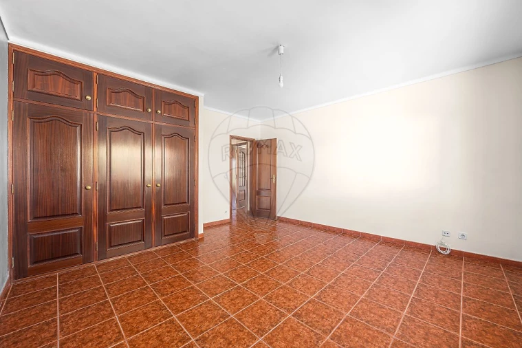 Moradia T4 para Venda em A dos Cunhados e Maceira Foto 6