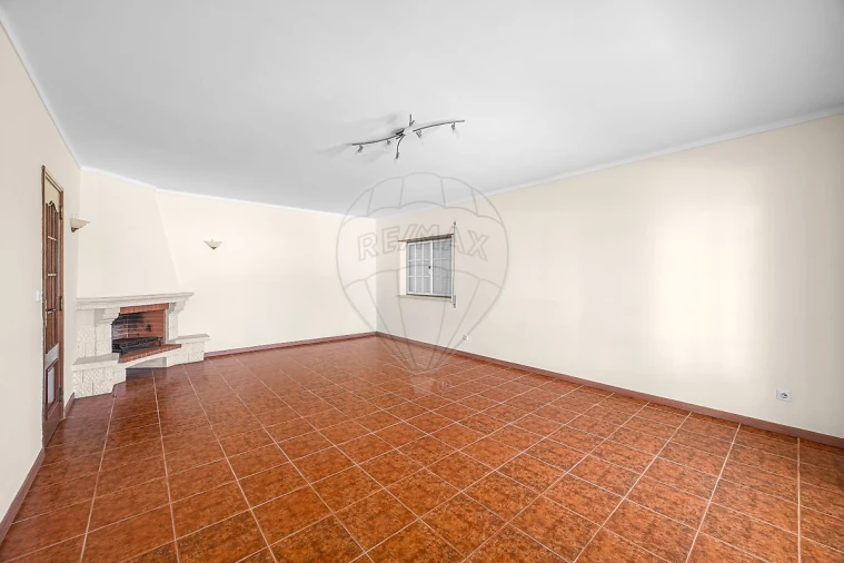 Moradia T4 para Venda em A dos Cunhados e Maceira Foto 14