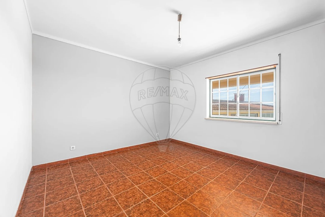 Moradia T4 para Venda em A dos Cunhados e Maceira Foto 9