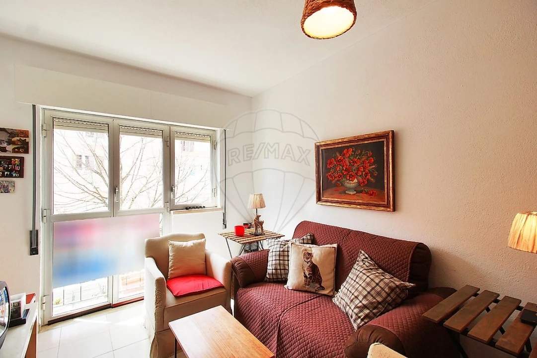 Apartamento T2 para Arrendamento em São Domingos de Benfica Foto 20