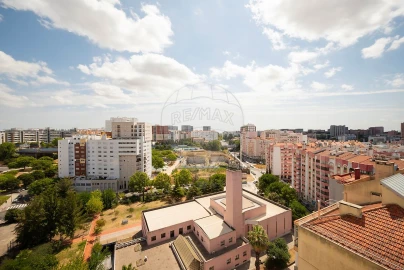 Apartamento T2 para Venda em São Domingos de Benfica