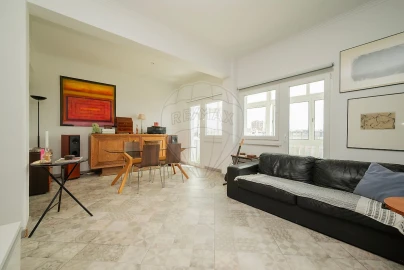 Apartamento T2 para Venda em São Domingos de Benfica